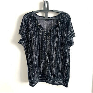 Rafaella v-neck short sleeve black top